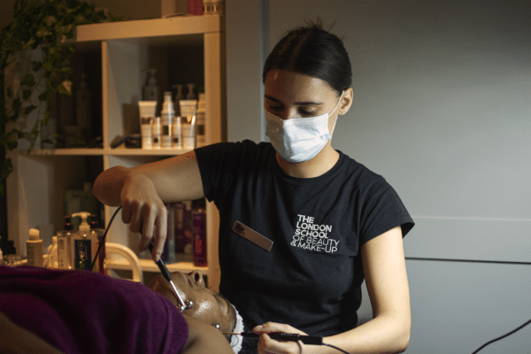 Facial Elec 01 600x400 4